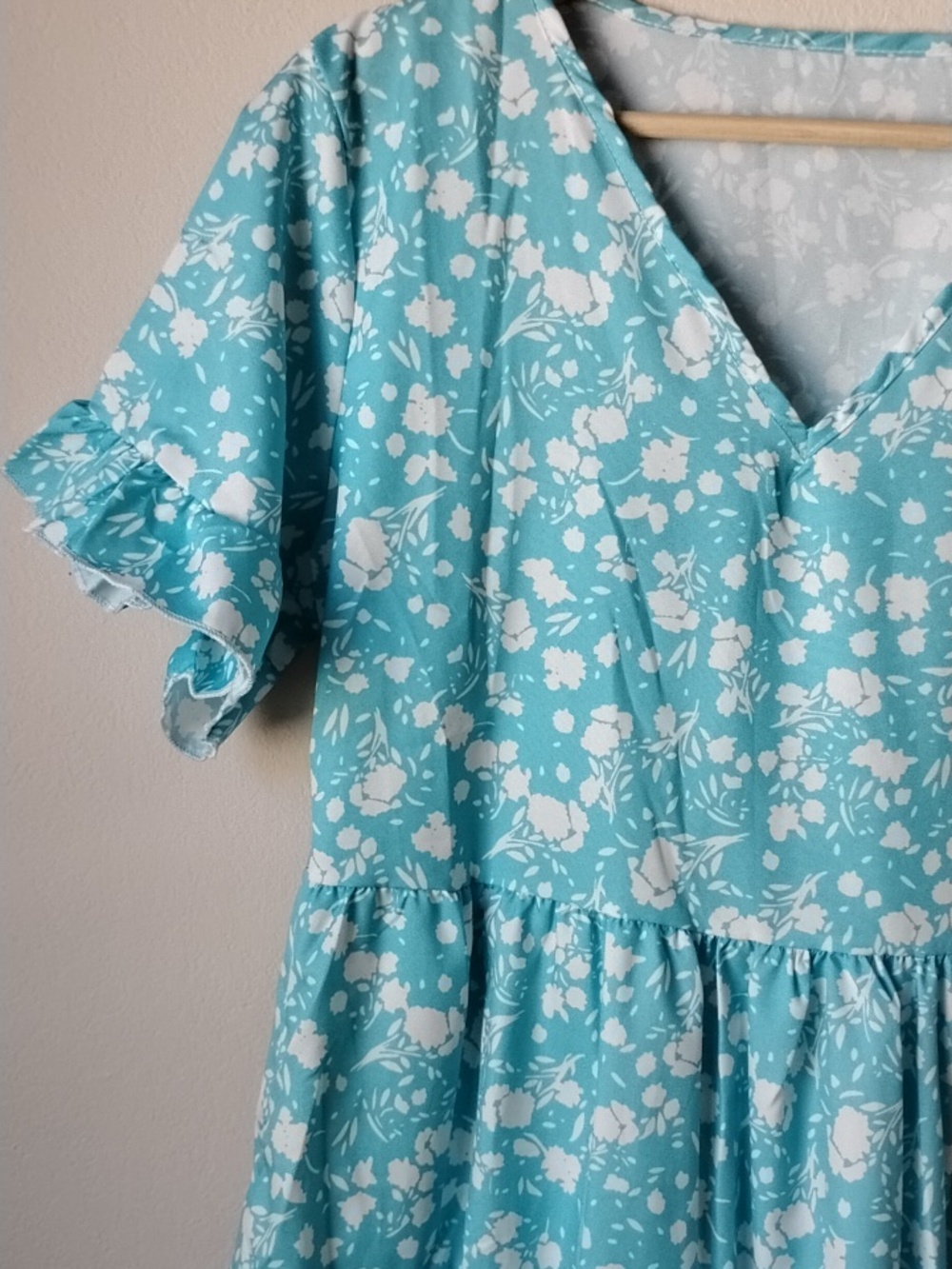 Classic Aqua Floral Women's Dress with Ruffle Sleeves - Picture 5 of 10